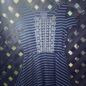 Girls cold shoulder dress size 8